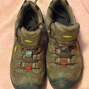 Keen Durand Low, Men’s, Size 7, Great Condition